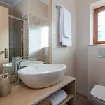 Villa Seafront Marine With Private Sea Access - Iris Lefkada