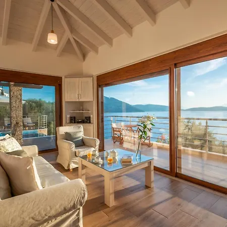Villa Seafront Marine With Private Sea Access - Iris Lefkada