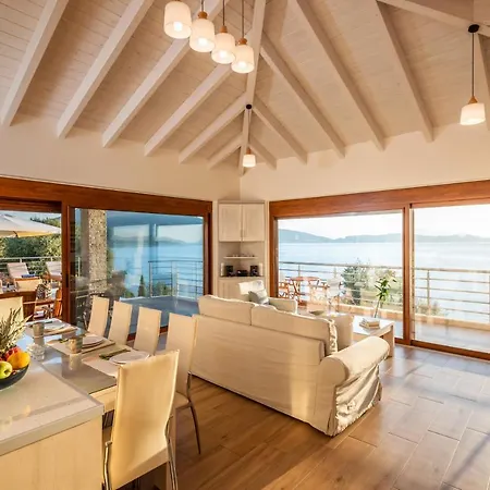 Seafront Marine With Private Sea Access - Iris Lefkada Villa Sivota (Lefkada)