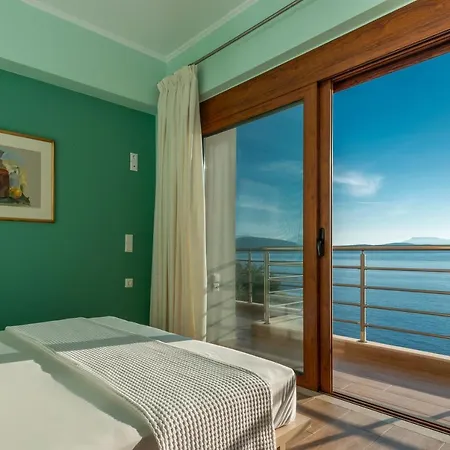 Βίλα Iris Lefkada - Marine With Private Sea Access *