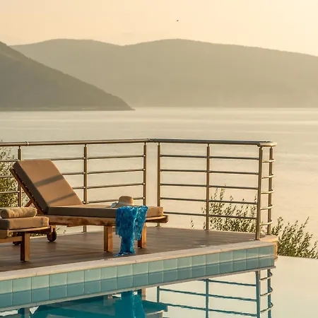 Seafront Marine With Private Sea Access - Iris Lefkada Villa