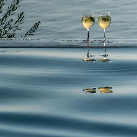 Βίλα Iris Lefkada - Marine With Private Sea Access *