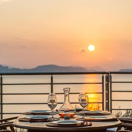 Seafront Marine With Private Sea Access - Iris Lefkada * Sivota (Lefkada)