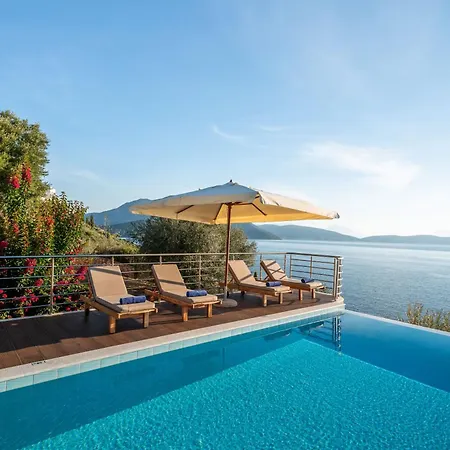 Villa Seafront Marine With Private Sea Access - Iris Lefkada *