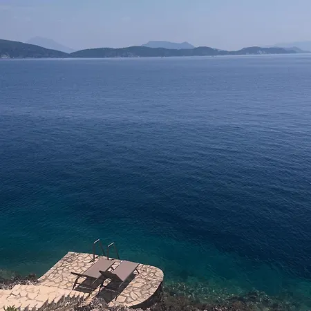 Seafront Marine With Private Sea Access - Iris Lefkada Villa Sivota (Lefkada)