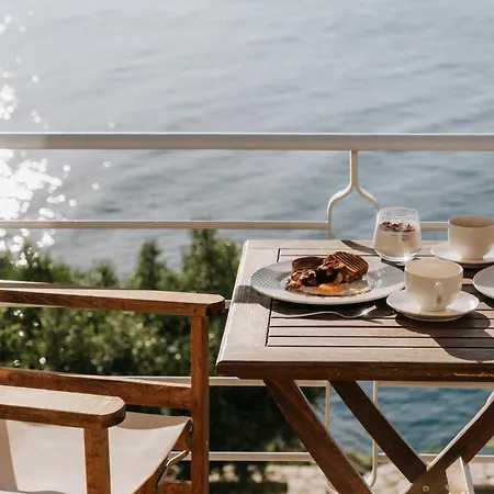 Seafront Marine With Private Sea Access - Iris Lefkada Villa *