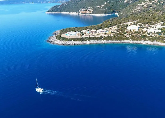 Iris Lefkada - Marine With Private Sea Access *
