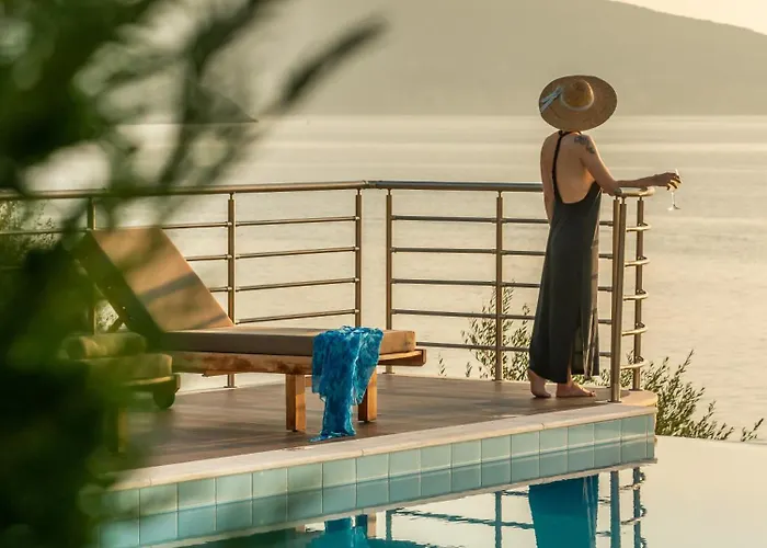 Iris Lefkada - Marine With Private Sea Access *